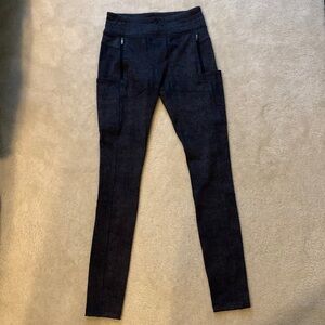 Alpine design leggings